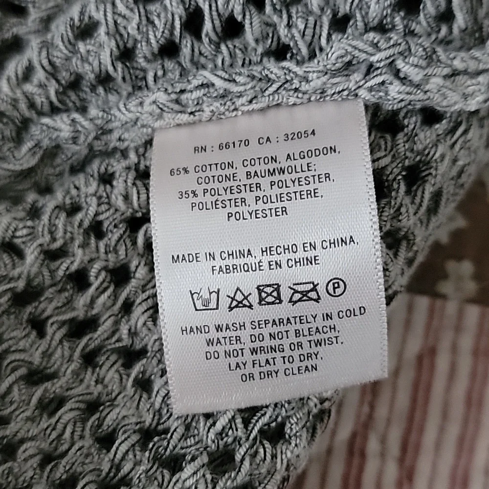 Angel of the North Knitted Vest gray small s Anthropologie - Picture 6 of 6